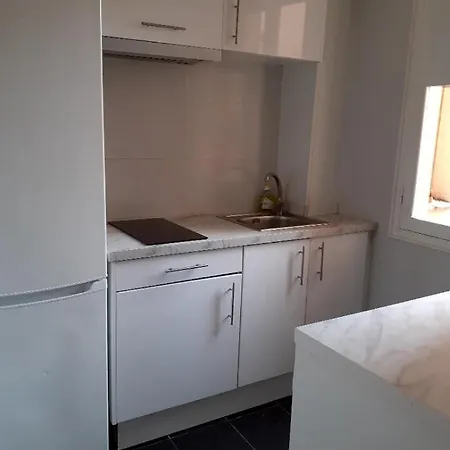 Appartement 2 Pieces 4 Couchages A Proximite Des Plages *